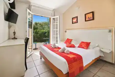 Hôtel La Nartelle - 72