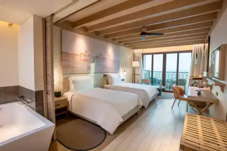 Saadiyat Rotana Resort and Villas - 10