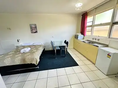 Jacksons Motor Inn - 120