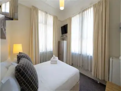 Neutral Bay Lodge - 30