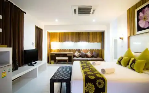 Lawana Escape Beach Resort - 33