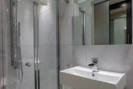 DoubleTree by Hilton London - Greenwich - 69
