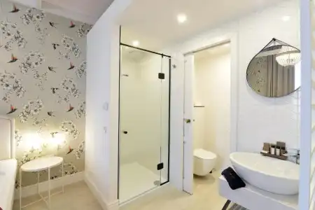 1552 Boutique - 30