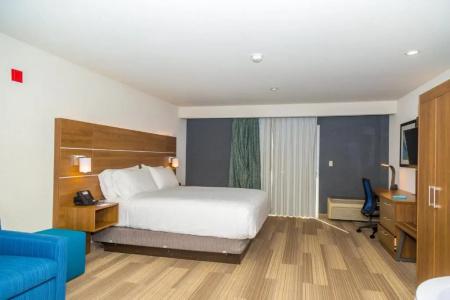 Holiday Inn Express San Diego Airport - Old Town by IHG - 69