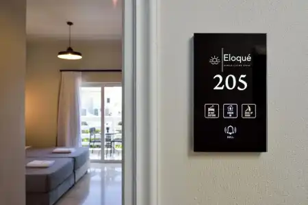 Eloque Simple living space - 2