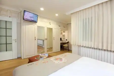 Lir Residence Suites - 45