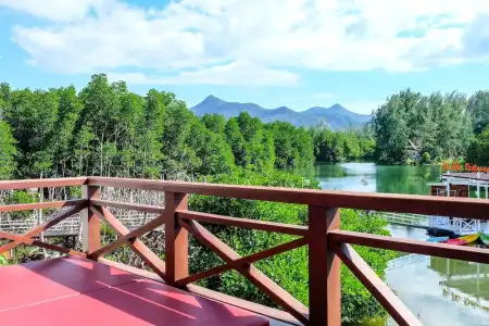 Bhu Tarn Koh Chang Resort and Spa - 76