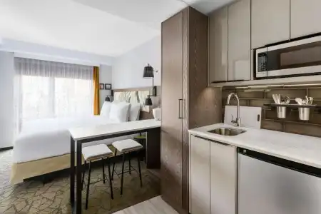 TownePlace Suites by Marriott New York Manhattan/Chelsea - 19