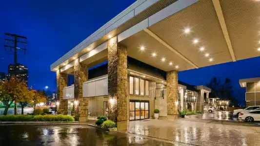 Best Western Plus Burnaby - 55