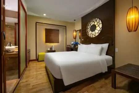 Oriental Suites & Spa - 120