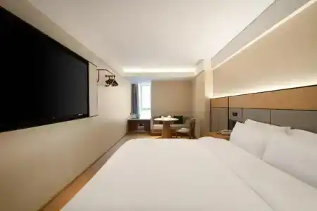 Ji Guangzhou Sports Center Tianhe North Road - 86