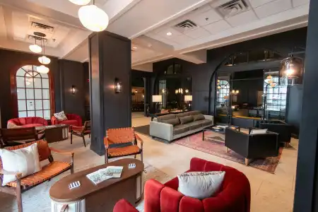 DoubleTree Suites by Hilton Lexington - 38