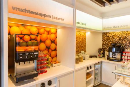 Hampton by Hilton Amsterdam Centre East - 12