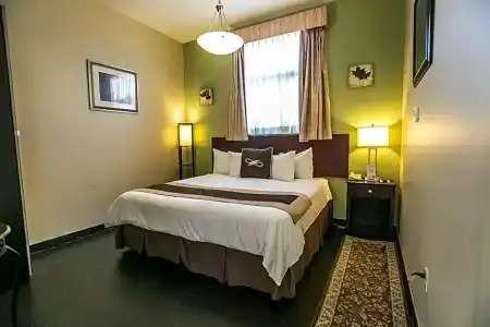 Pointe Plaza - 63