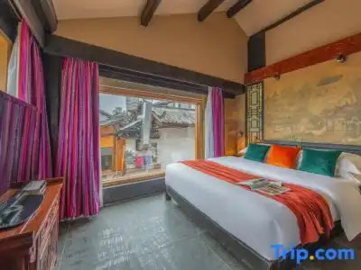 Lijiang Ten Courtyard Inn - 27