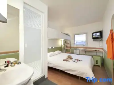 Ibis Budget Berlin Ost - 29