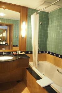 Woodlands and Resort - 7