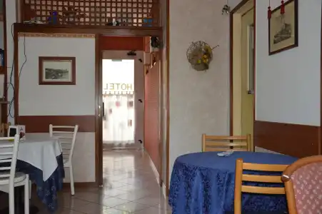 Tito - 13