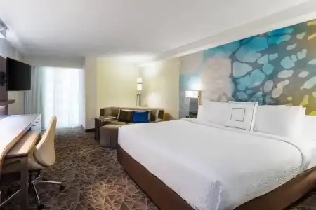 Courtyard by Marriott Miami Downtown - 26