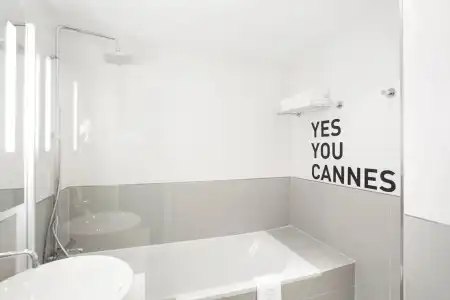 Hôtel Cannes Centre Univers - 7