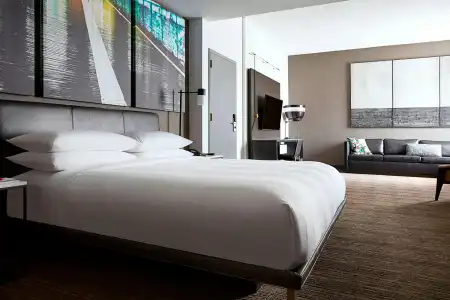 New York Marriott at the Brooklyn Bridge - 32