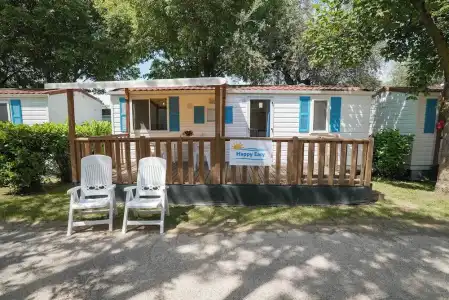 Happy Camp Mobile Homes in BalatonTourist Füred Camping & Bungalows - 13