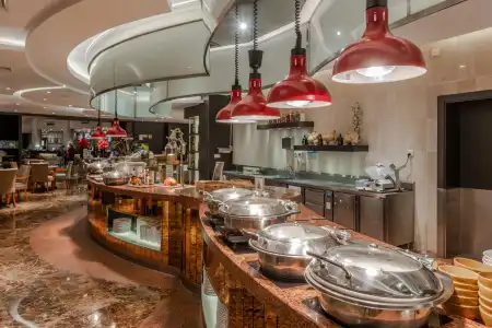 Crowne Plaza Shanghai by IHG - 28