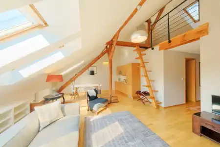 Hunger Wall Residence - 20