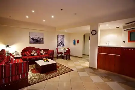 Al Liwan Suites - 46