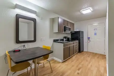 Studio 6 Dallas, TX - 80