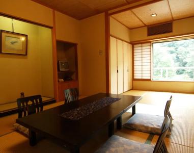 Hakone Suimeisou - 28