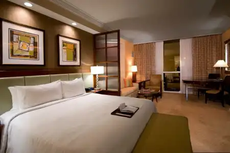 Jet Luxury Elite at the Signature - 35