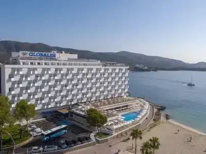 Globales Santa Lucia Adults Only +18 - 30