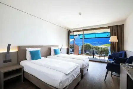 & LOUNGE LAGO MAGGIORE - 4