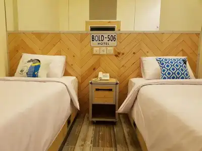 Bold Jakarta - 18