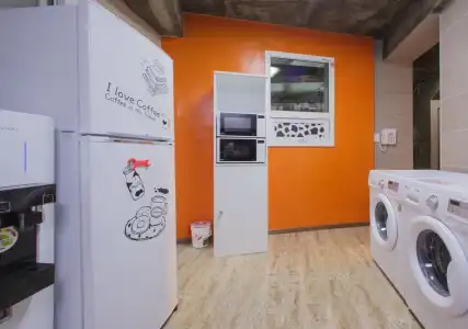 KW Hongdae Line Hostel - 22