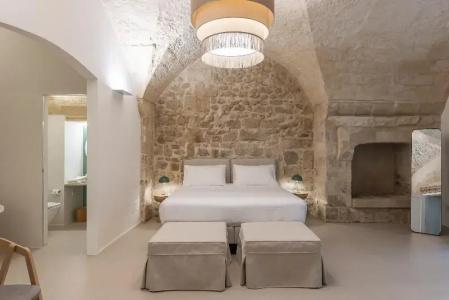 ARCO VECCHIO URBAN SUITE by EPOCA COLLECTION - 126