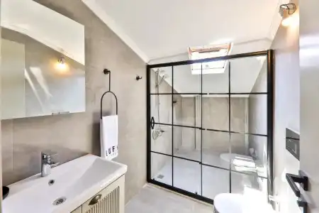 Luff Suites - 3