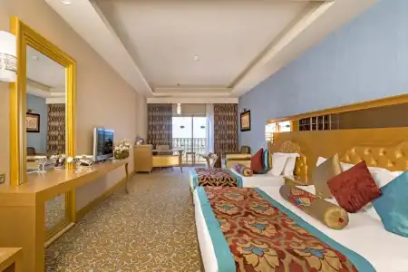 Royal Holiday Palace - 69