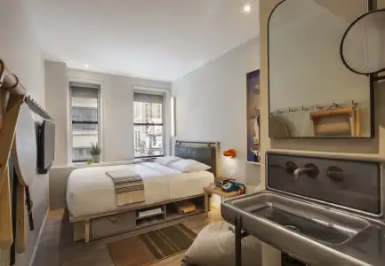 Moxy NYC Times Square - 8