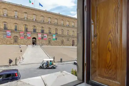 Piazza Pitti Palace - 47