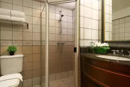 Orchard Parksuites - 73