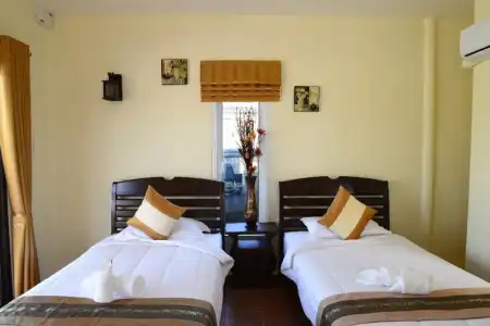 Nawang Maruekkhathaiyawan Resort - 2