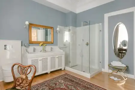 Noble Suites - 157