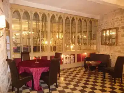Hôtel du Palais des Papes - 18