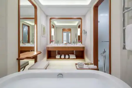 Regent Porto Montenegro - 8