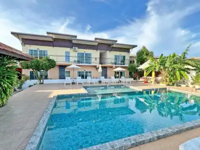 Anyavee Nam Mao Beach Resort - 12
