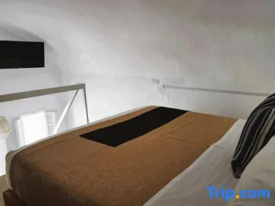 Muses Cycladic Suites - 99
