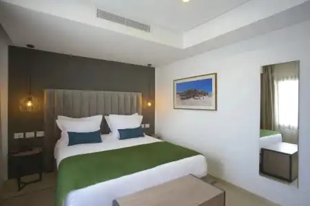 Maia Suites - 48