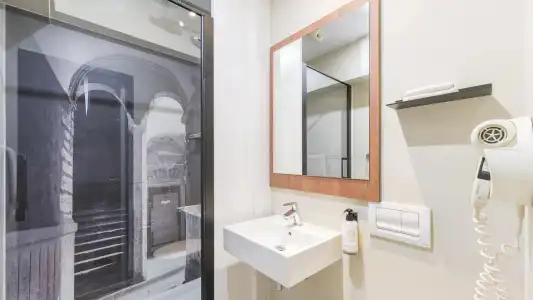 Campanile PRIME - Lyon Centre - Gare Perrache - 45